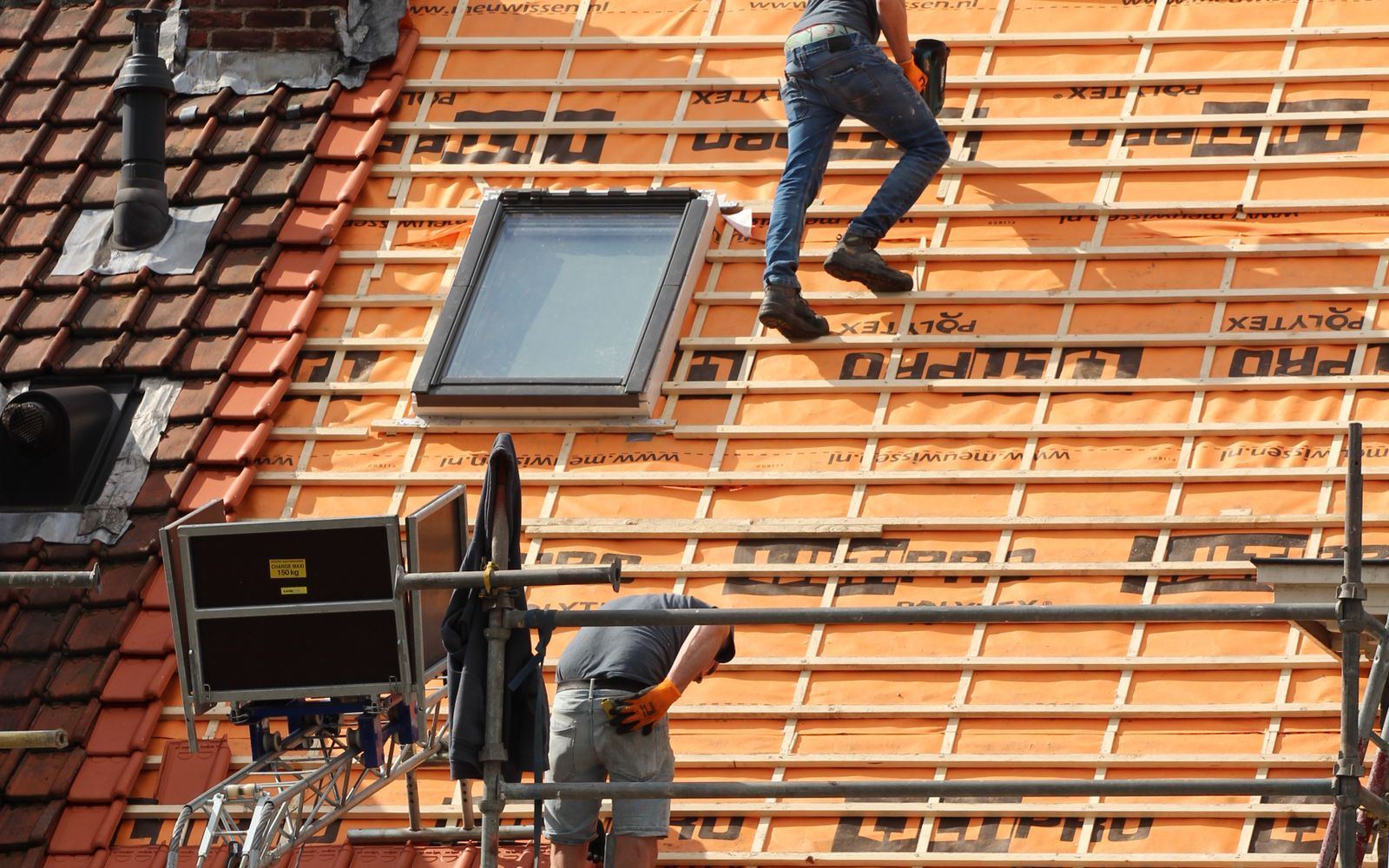 Guillaume Vigreux, chantier de couvreur zingueur à Saint-Denis-de-Pile